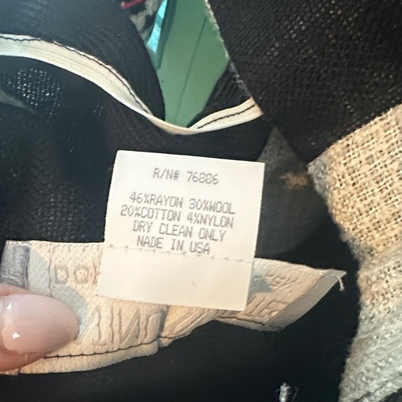 Vintage 80s Platinum Petites Black and Cream Checkered Blazer and Skirt Set - Picture 5 of 11